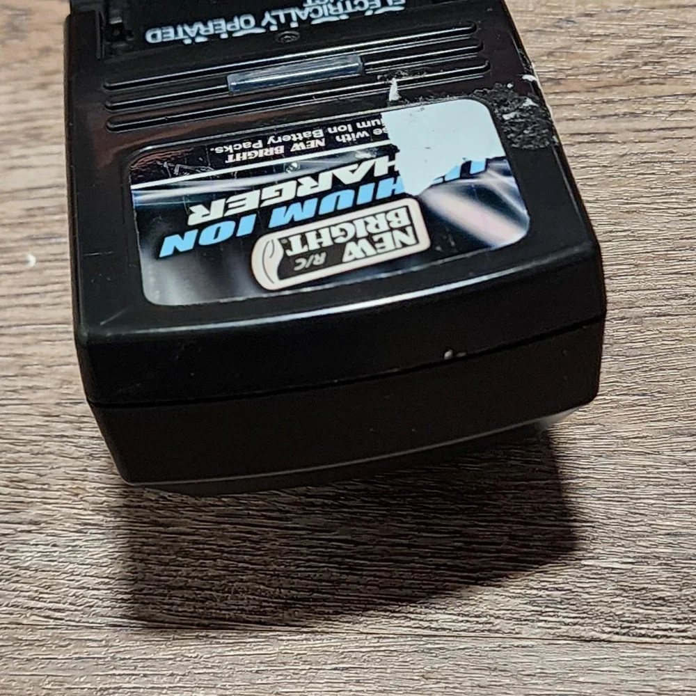 NEW BRIGHT RC‎ Lithium Ion Charger for 9.6V Battery UNTESTED